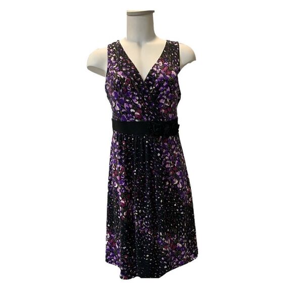 $5 ADD ON ITEM/Sleeveles V-neck stretchy purple lavender dress - Picture 7 of 13